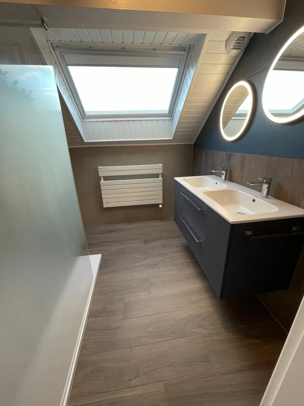 La pièce sous le velux